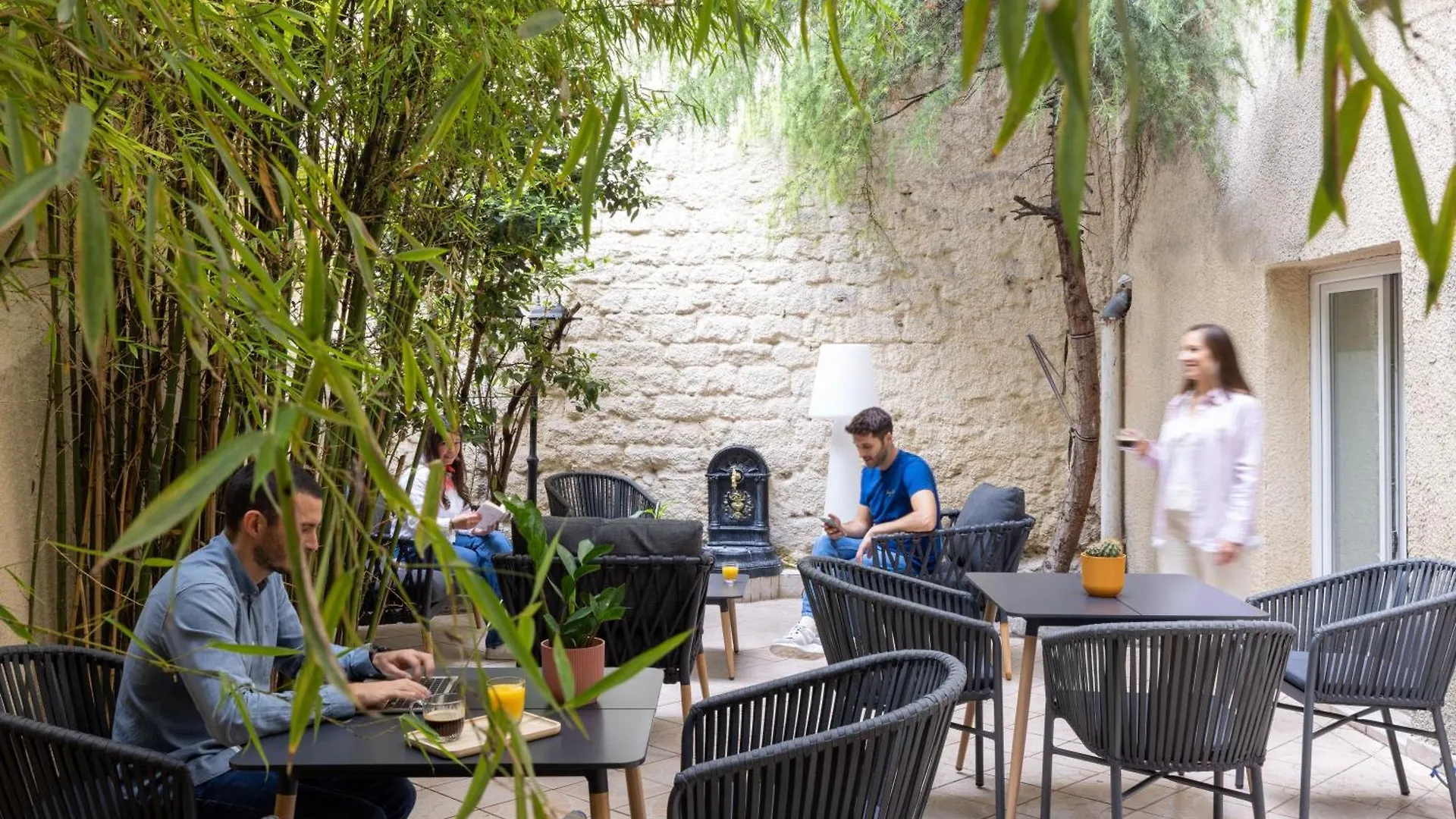 ***  Hotel Korner Montmartre Parigi Francia
