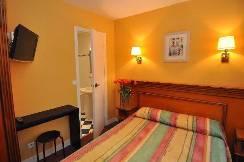 Hotel Korner Montmartre Parigi 3*,